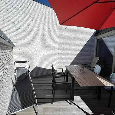 Appartement Met Ruim Terras En Garagebox Te Westende * ミデルケルケ